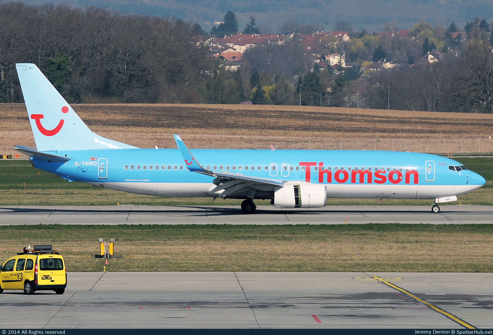 Photo of G-TAWD - Boeing 737-8K5 operated by Thomson Airways