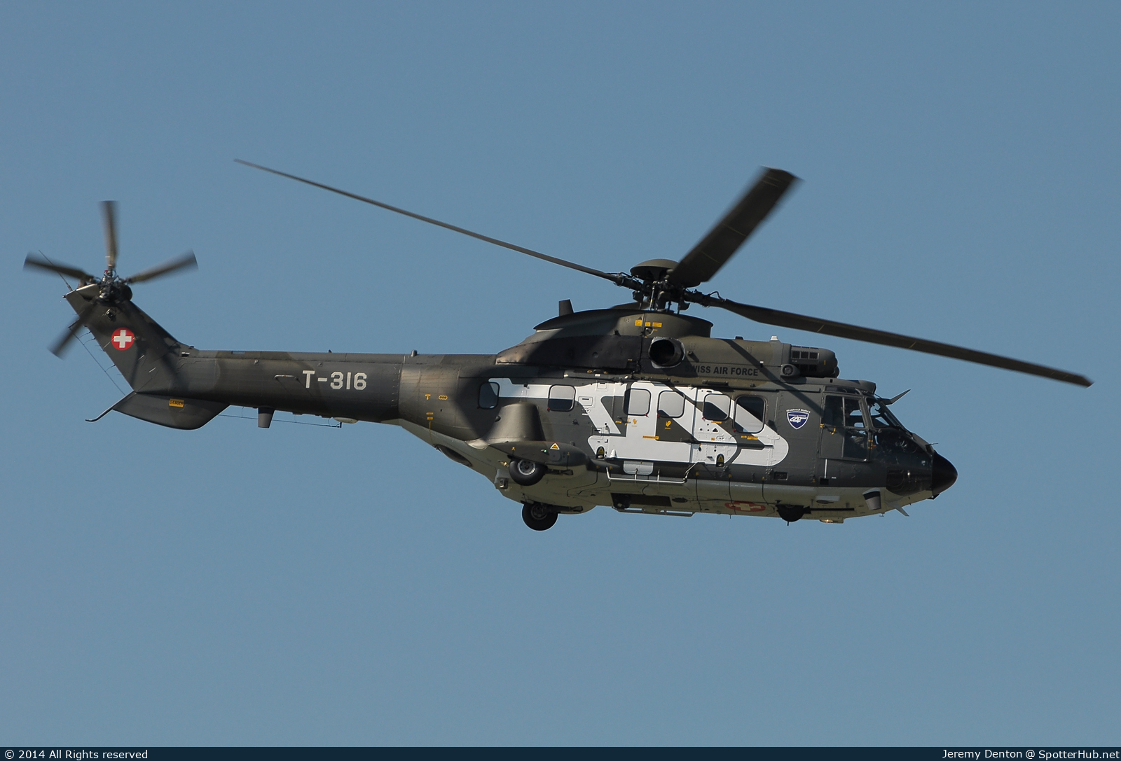 Photo of T-316 - Aérospatiale AS332M1 Super Puma operated by Swiss Air Force