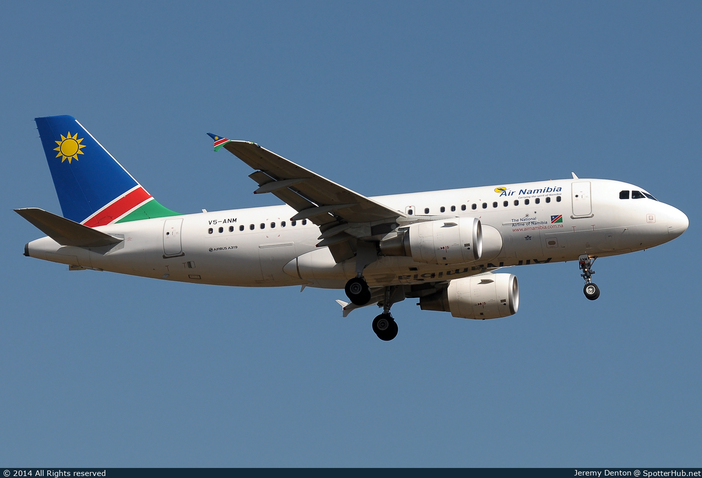 Photo of V5-ANM - Airbus A319-112 operated by Air Namibia