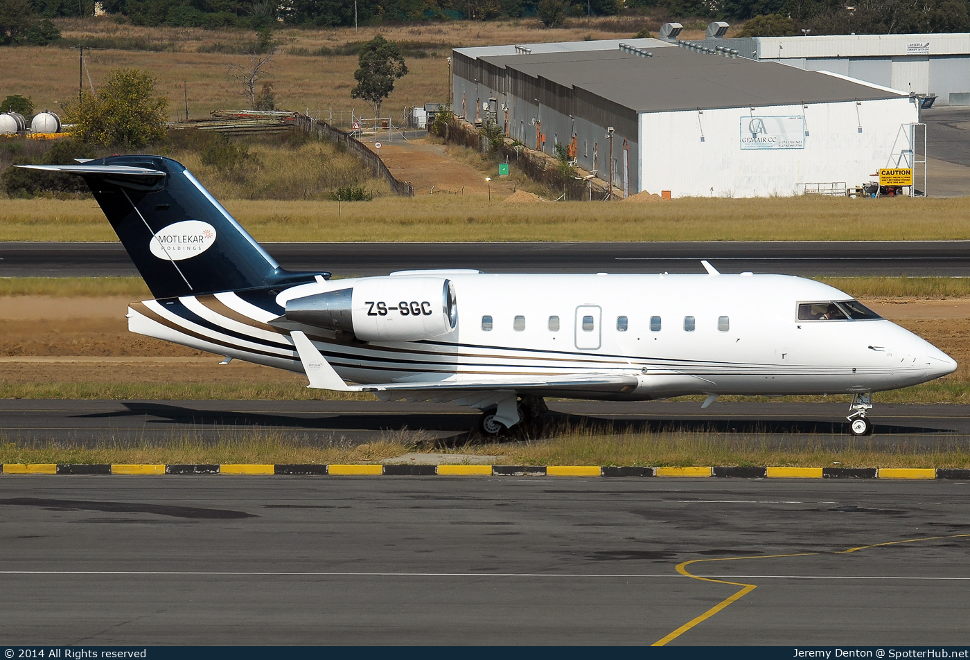 Photo of ZS-SGC - Bombardier Challenger 601-3A operated by ExecuJet Africa