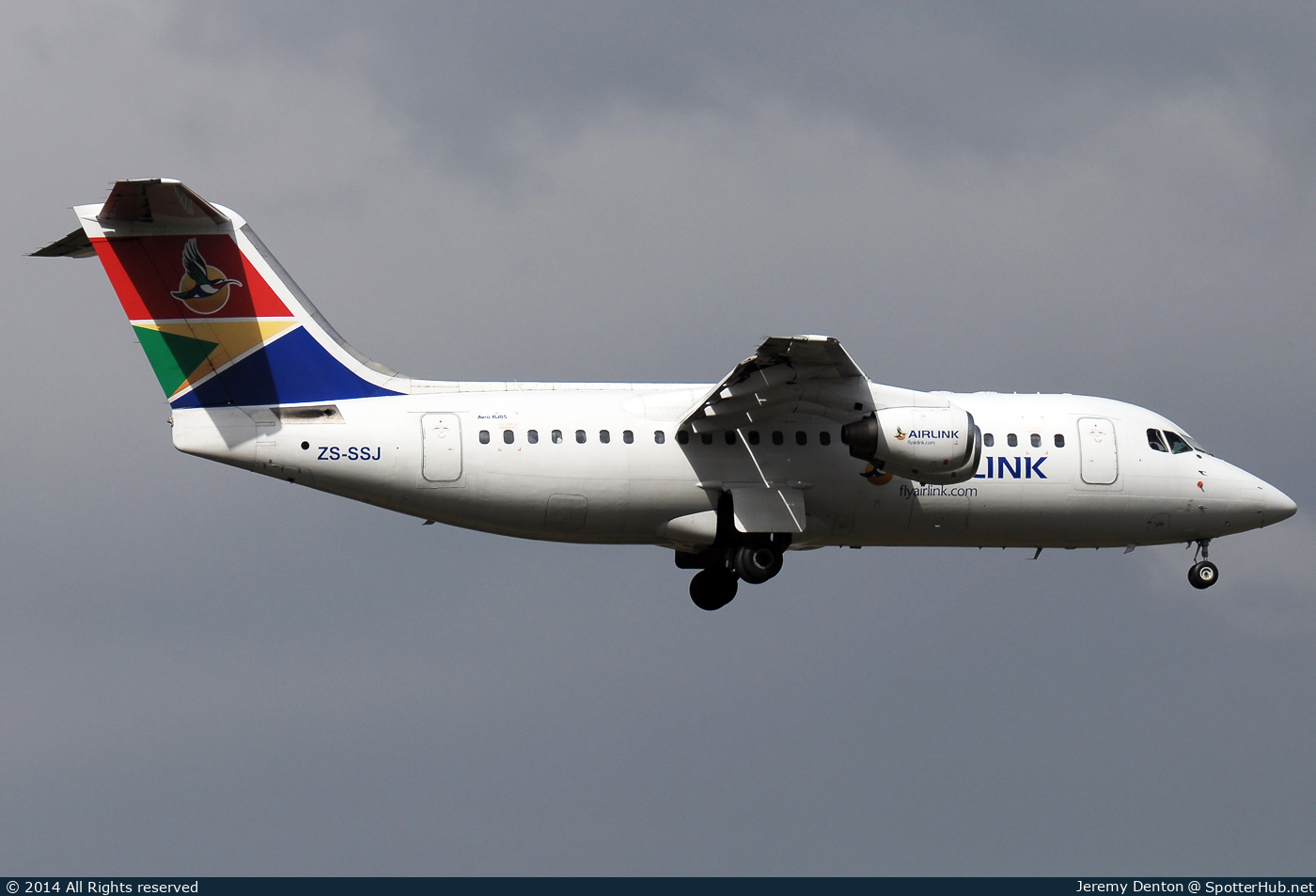Photo of ZS-SSJ - British Aerospace Avro RJ85 operated by Airlink Pty