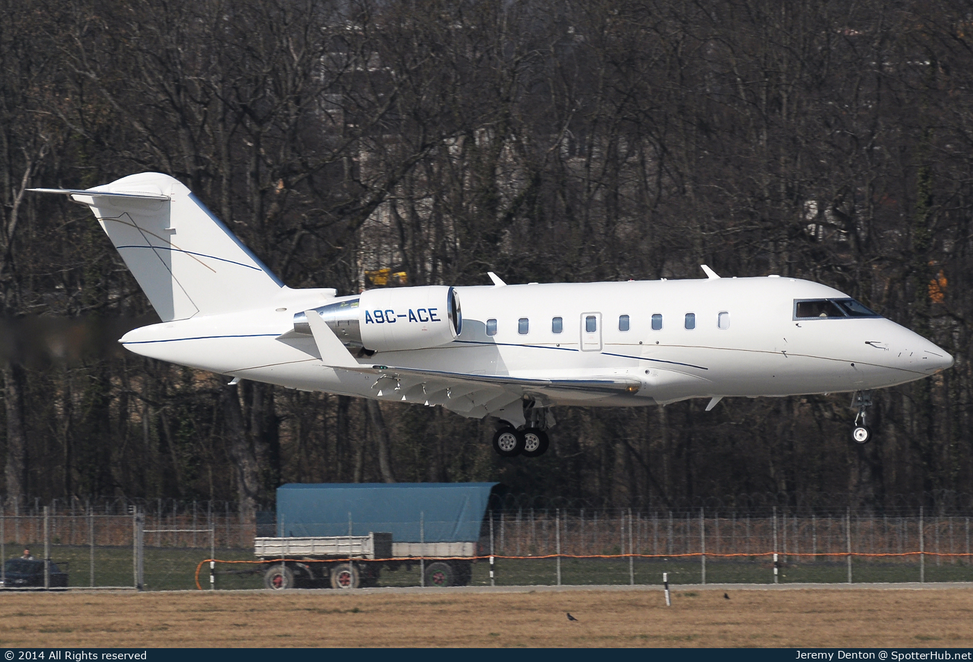 Photo of A9C-ACE - Bombardier Challenger 605 operated by TAG Aviation