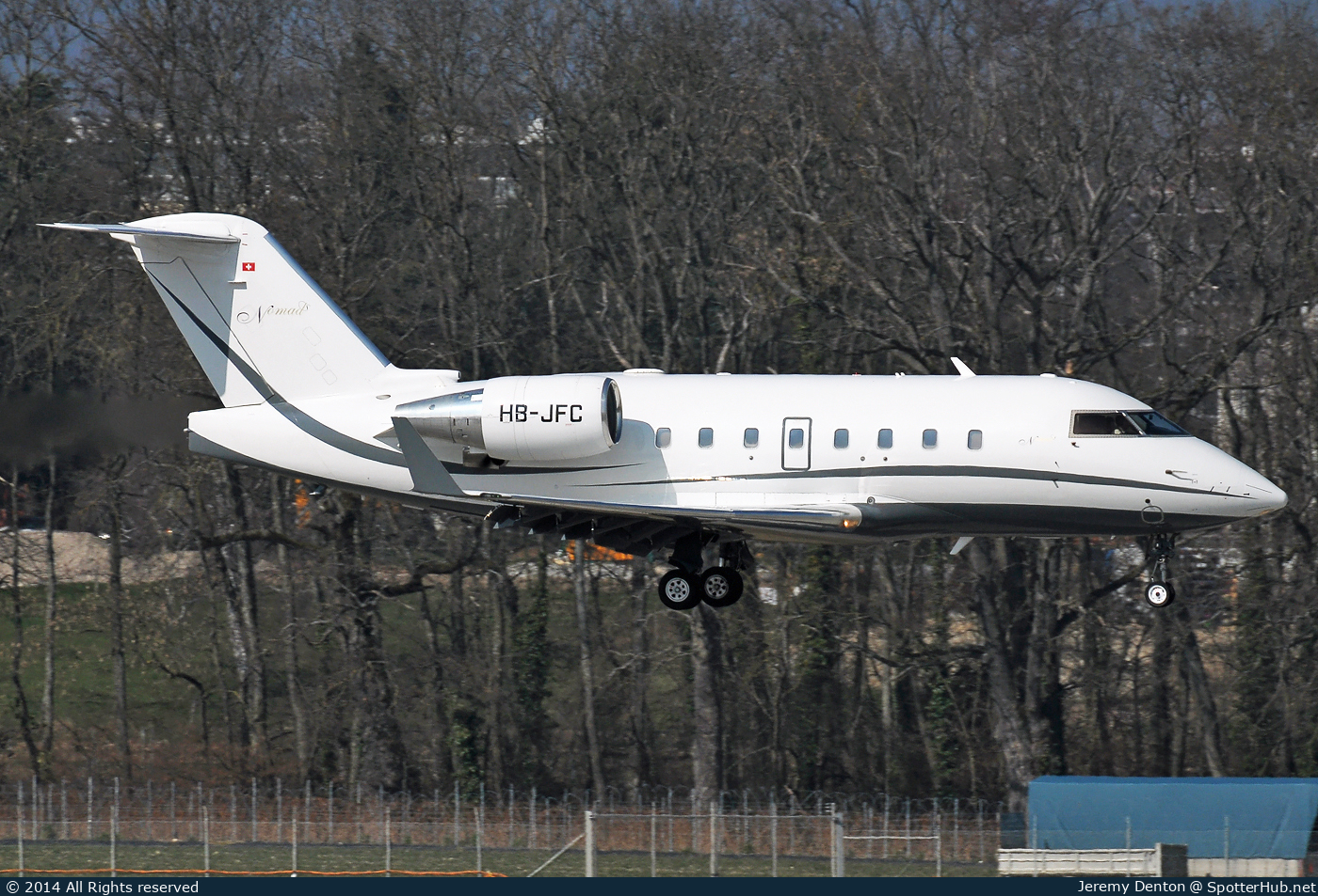 Photo of HB-JFC - Bombardier Challenger 604 operated by Nomad Aviation