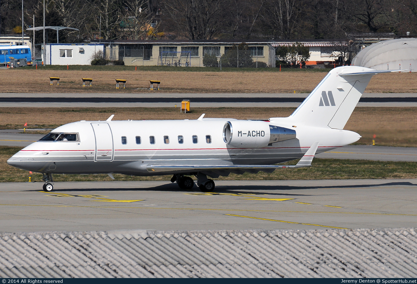 Photo of M-ACHO - Bombardier Challenger 605 operated by Private