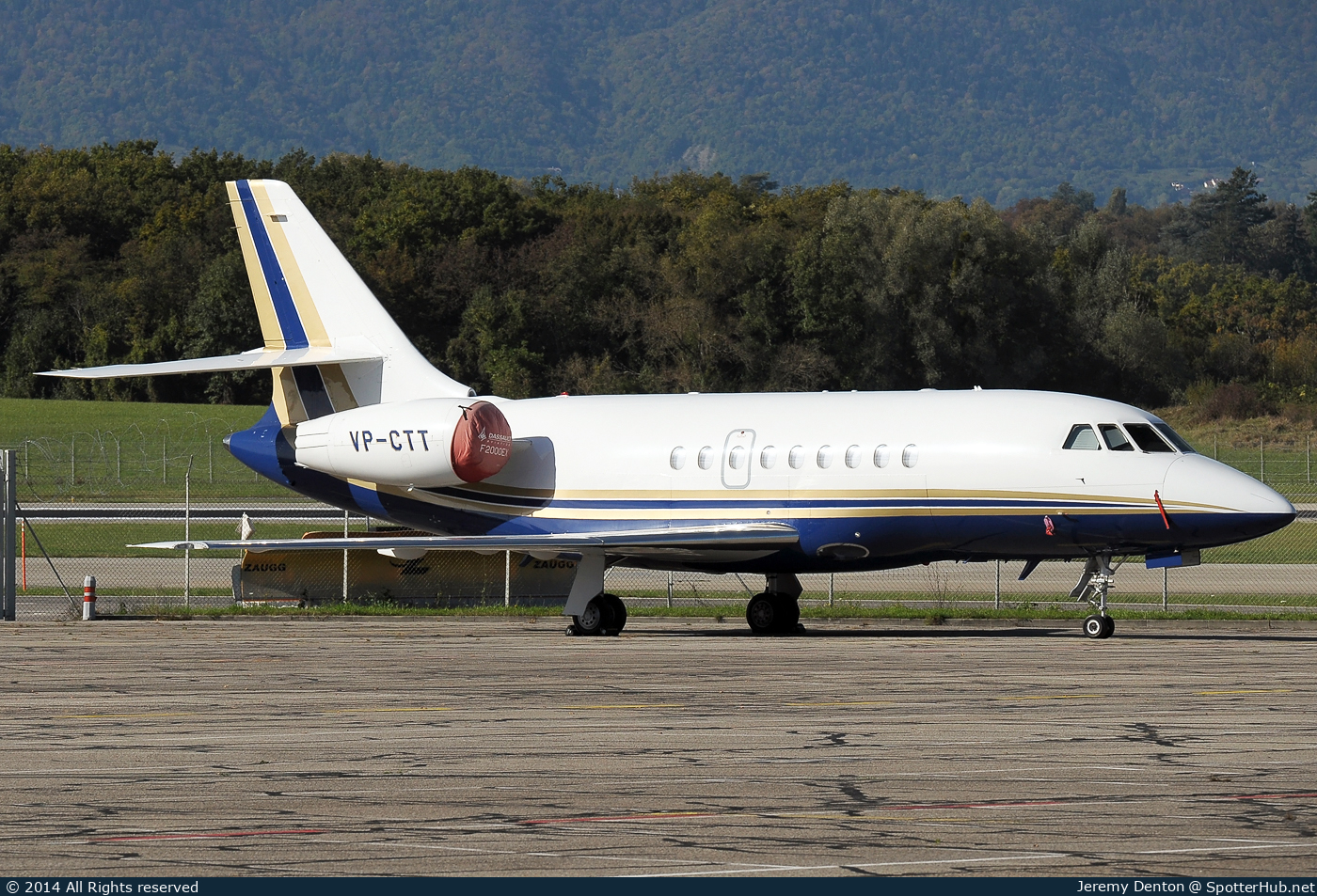 Photo of VP-CTT - Dassault Falcon 2000EX operated by Private
