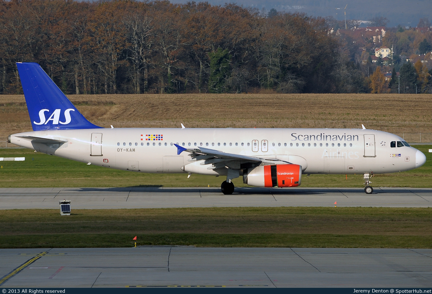 Photo of OY-KAM - Airbus A320-232 operated by SAS Scandinavian Airlines