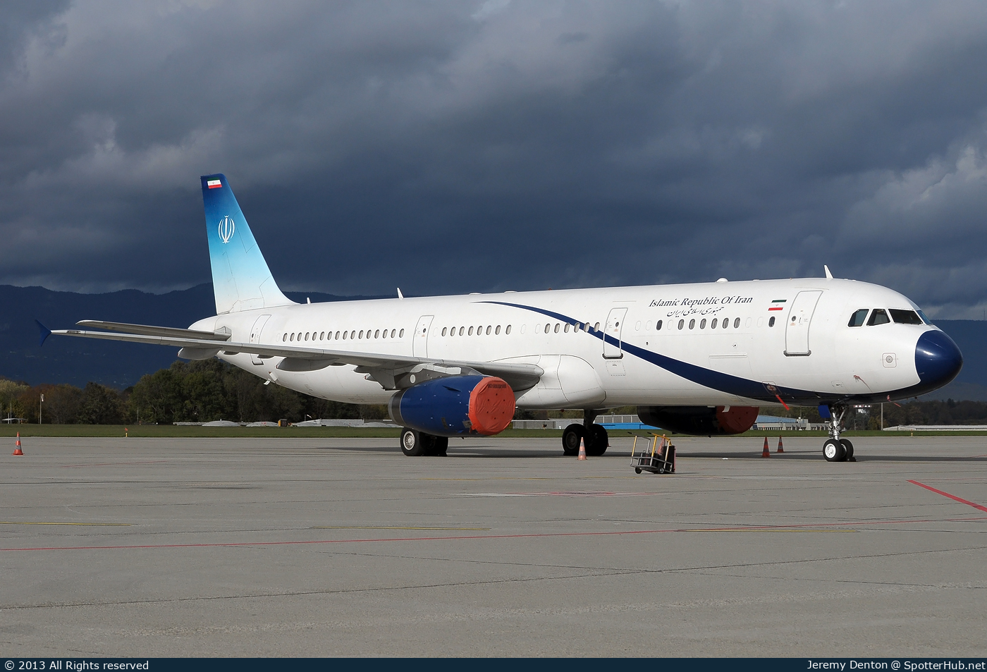 Photo of EP-IGD - Airbus A321-231 operated by Government of Islamic Republic of Iran