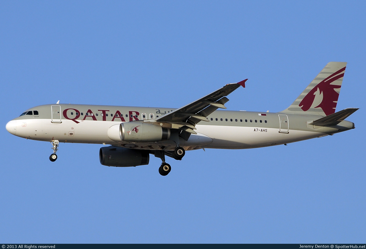 Photo of A7-AHS - Airbus A320-232 operated by Qatar Airways