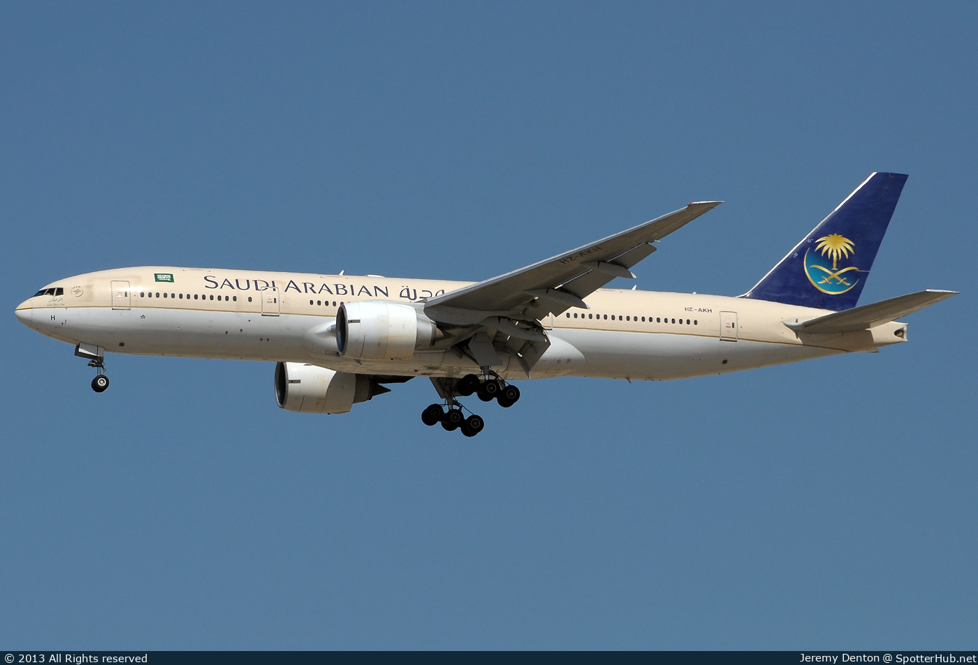 Photo of HZ-AKH - Boeing 777-268(ER) operated by Saudi Arabian Airlines