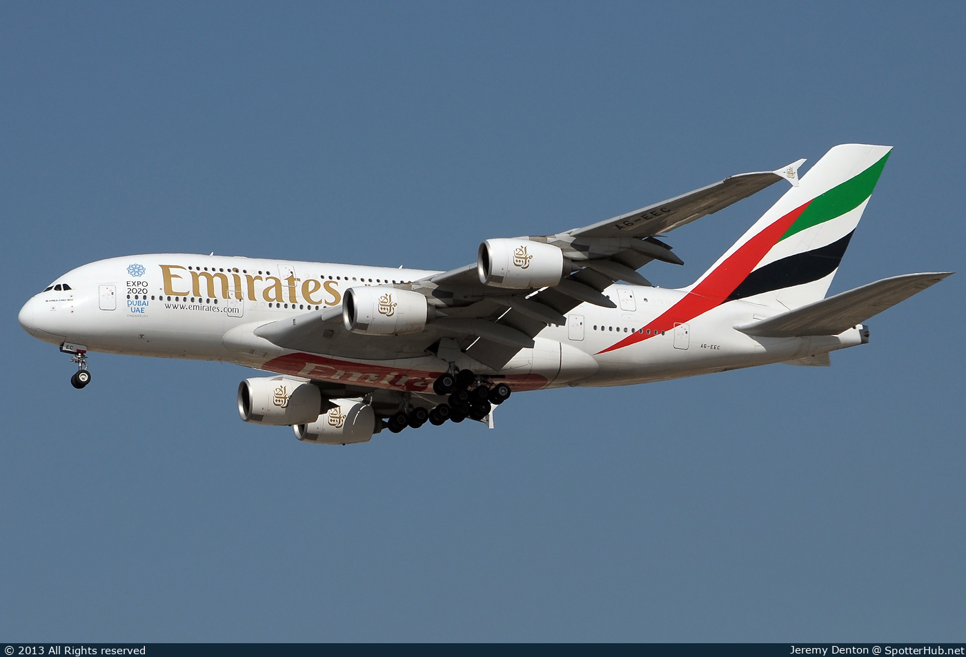 Photo of A6-EEC - Airbus A380-861 operated by Emirates