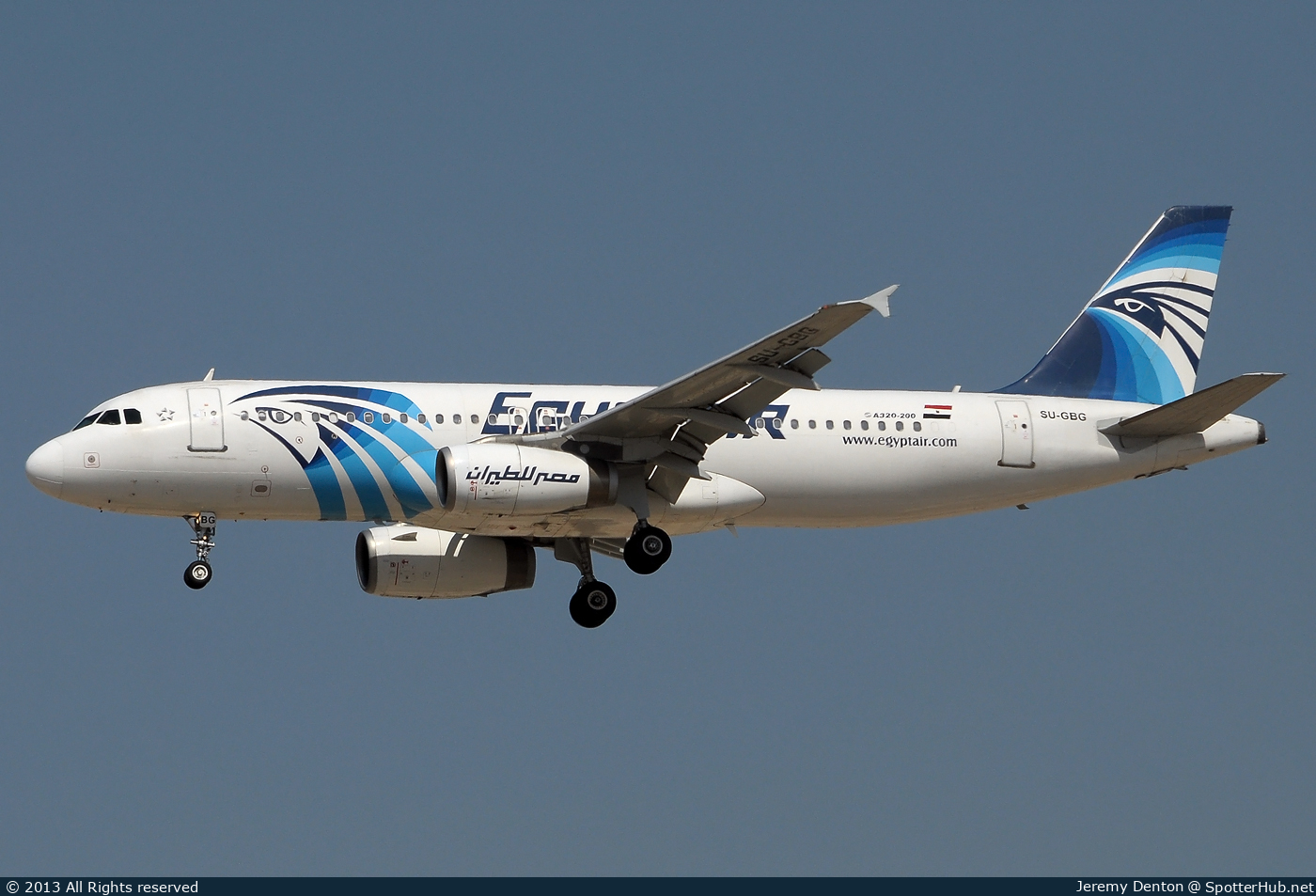 Photo of SU-GBG - Airbus A320-231 operated by Egyptair
