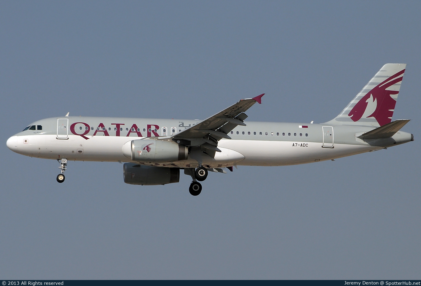 Photo of A7-ADC - Airbus A320-232 operated by Qatar Airways