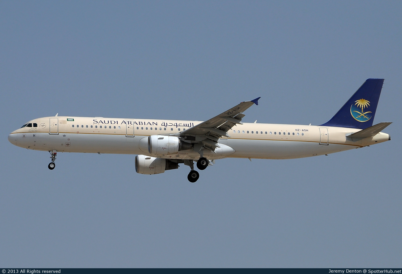 Photo of HZ-ASH - Airbus A321-211 operated by Saudi Arabian Airlines