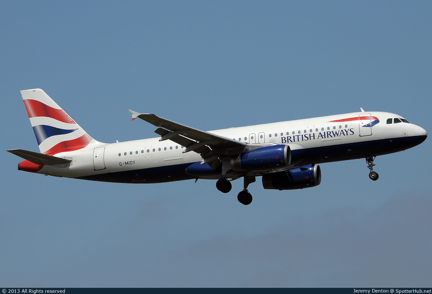 Photo of G-MIDY - Airbus A320-232 operated by British Airways