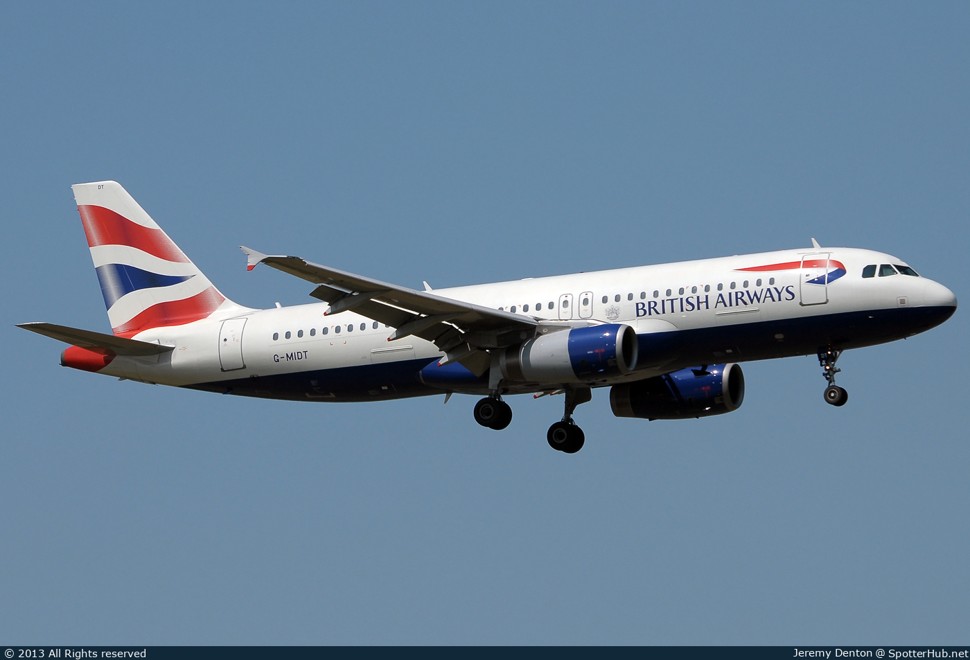 Photo of G-MIDT - Airbus A320-232 operated by British Airways