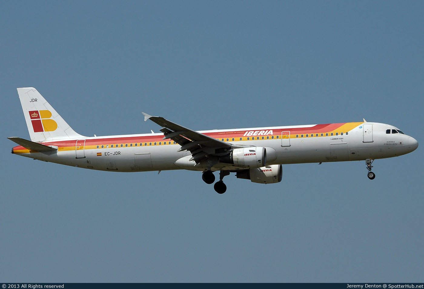 Photo of EC-JDR - Airbus A321-213 operated by Iberia