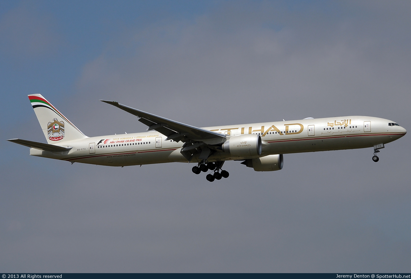 Photo of A6-ETO - Boeing 777-3FX(ER) operated by Etihad Airways