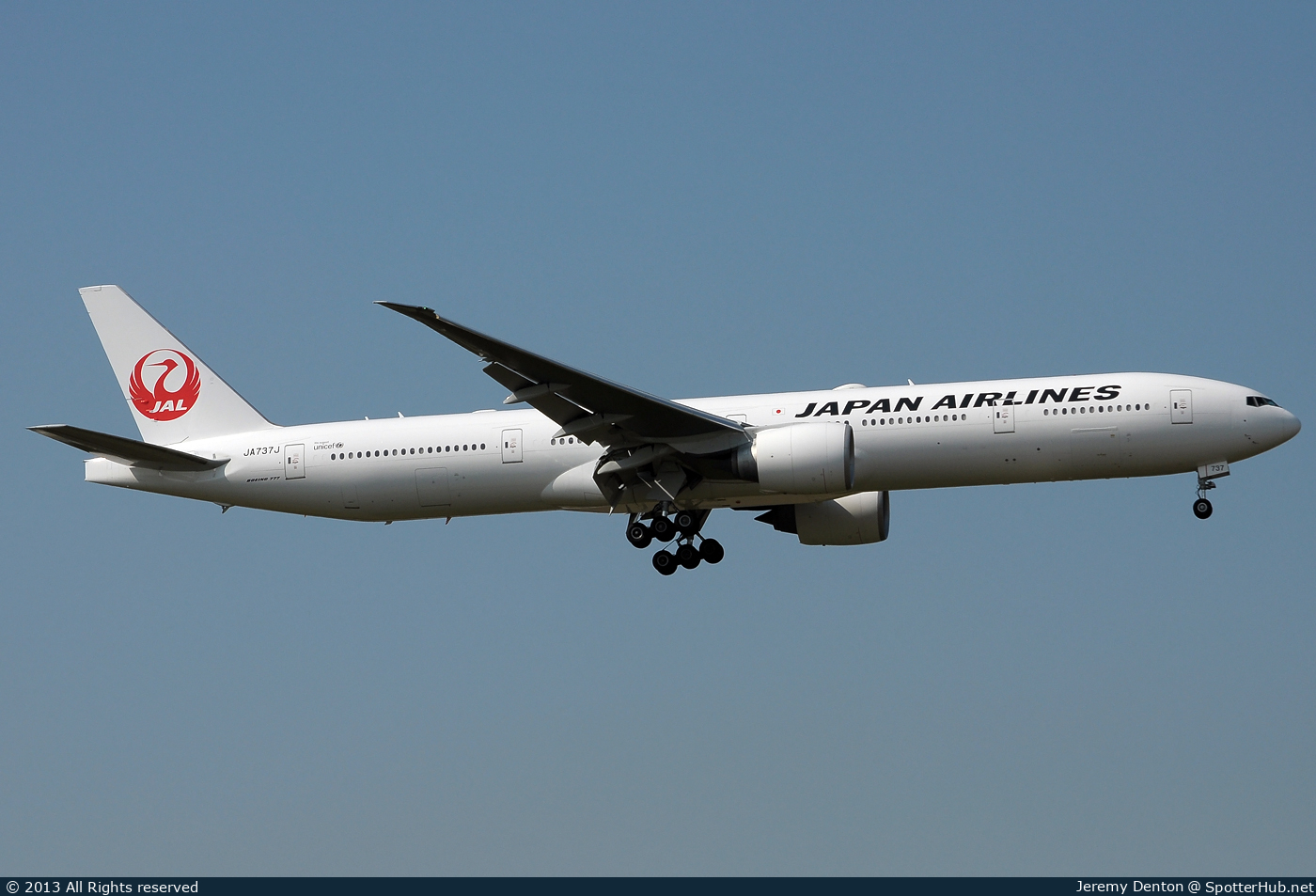 Photo of JA737J - Boeing 777-346(ER) operated by Japan Airlines