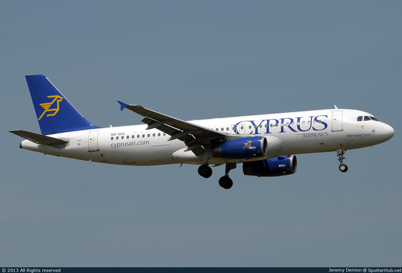 Photo of 5B-DCL - Airbus A320-232 operated by Cyprus Airways
