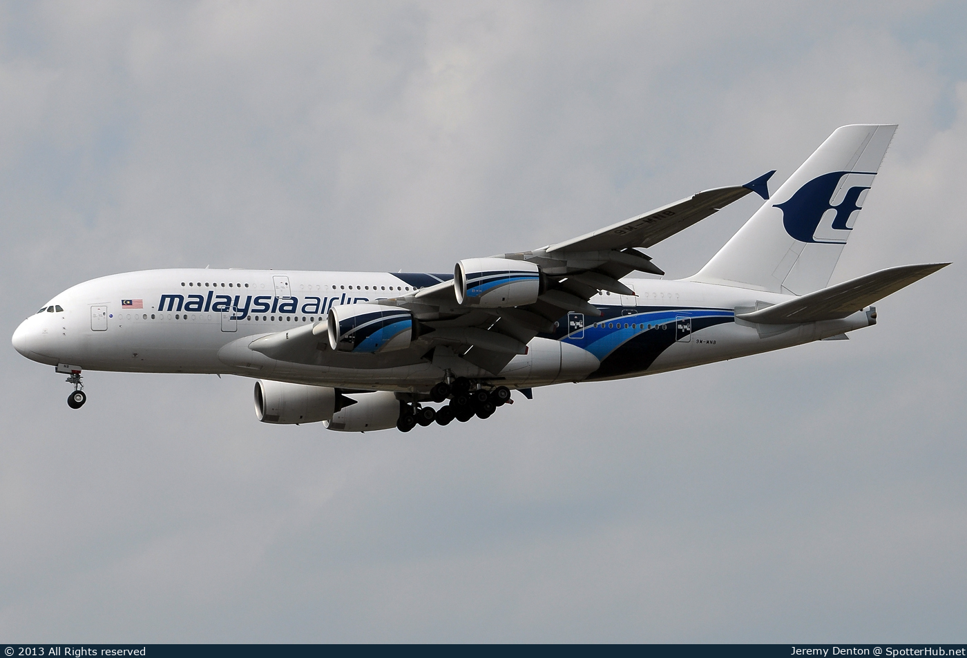 Photo of 9M-MNB - Airbus A380-841 operated by Malaysia Airlines