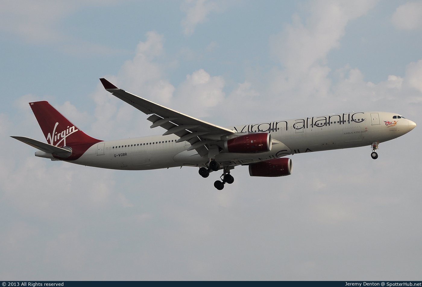 Photo of G-VGBR - Airbus A330-343 operated by Virgin Atlantic Airways