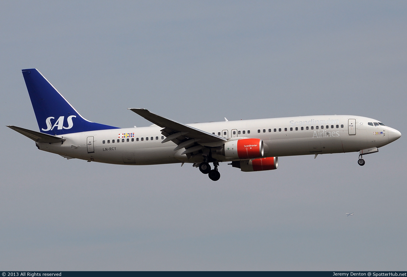 Photo of LN-RCY - Boeing 737-883 operated by SAS Scandinavian Airlines