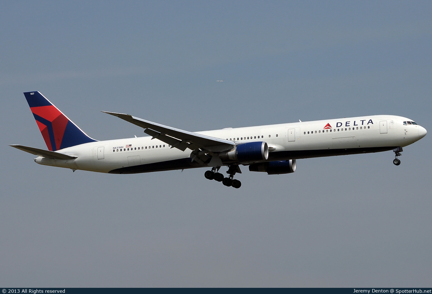 Photo of N831MH - Boeing 767-432(ER) operated by Delta Air Lines