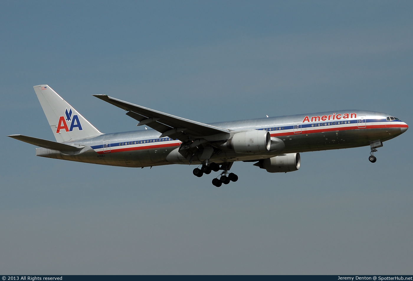 Photo of N761AJ - Boeing 777-223(ER) operated by American Airlines