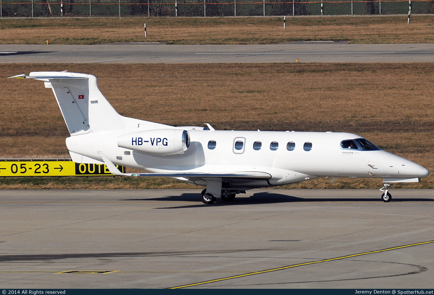 Photo of HB-VPG - Embraer Phenom 300 operated by Jet Aviation Business Jets