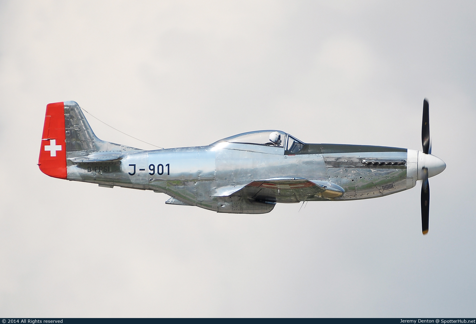Photo of D-FPSI - North American P-51D Mustang operated by Private