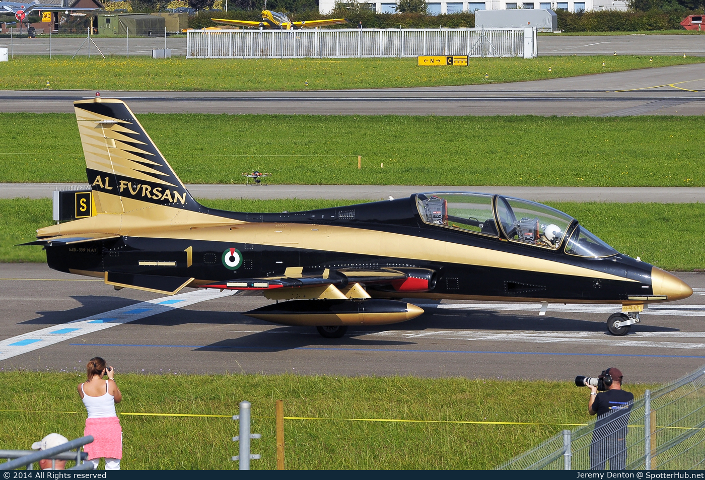 Photo of 440 - Aermacchi MB-339NAT operated by United Arab Emirates Air Force