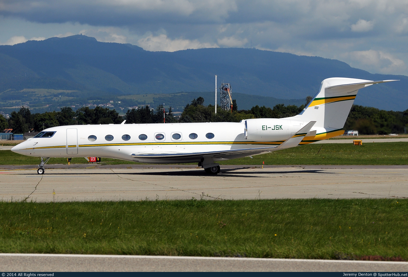 Photo of EI-JSK - Gulfstream G650 operated by Westair Aviation Ireland
