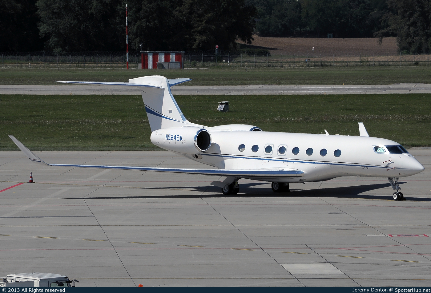 Photo of N524EA - Gulfstream G650ER operated by Private