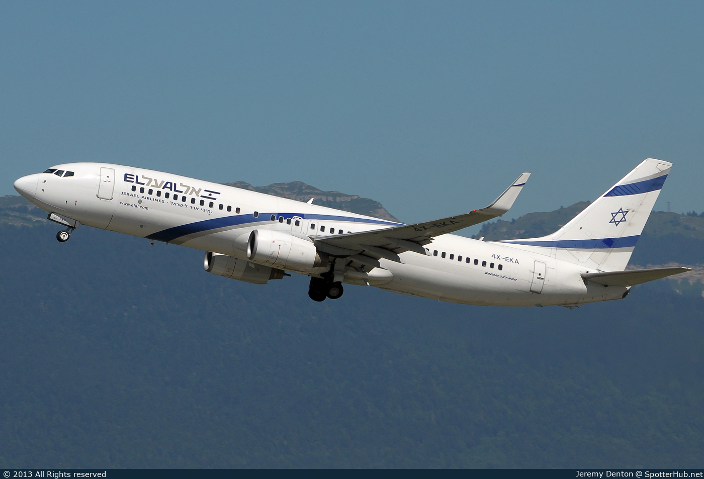 Photo of 4X-EKA - Boeing 737-858 operated by El Al Israel Airlines