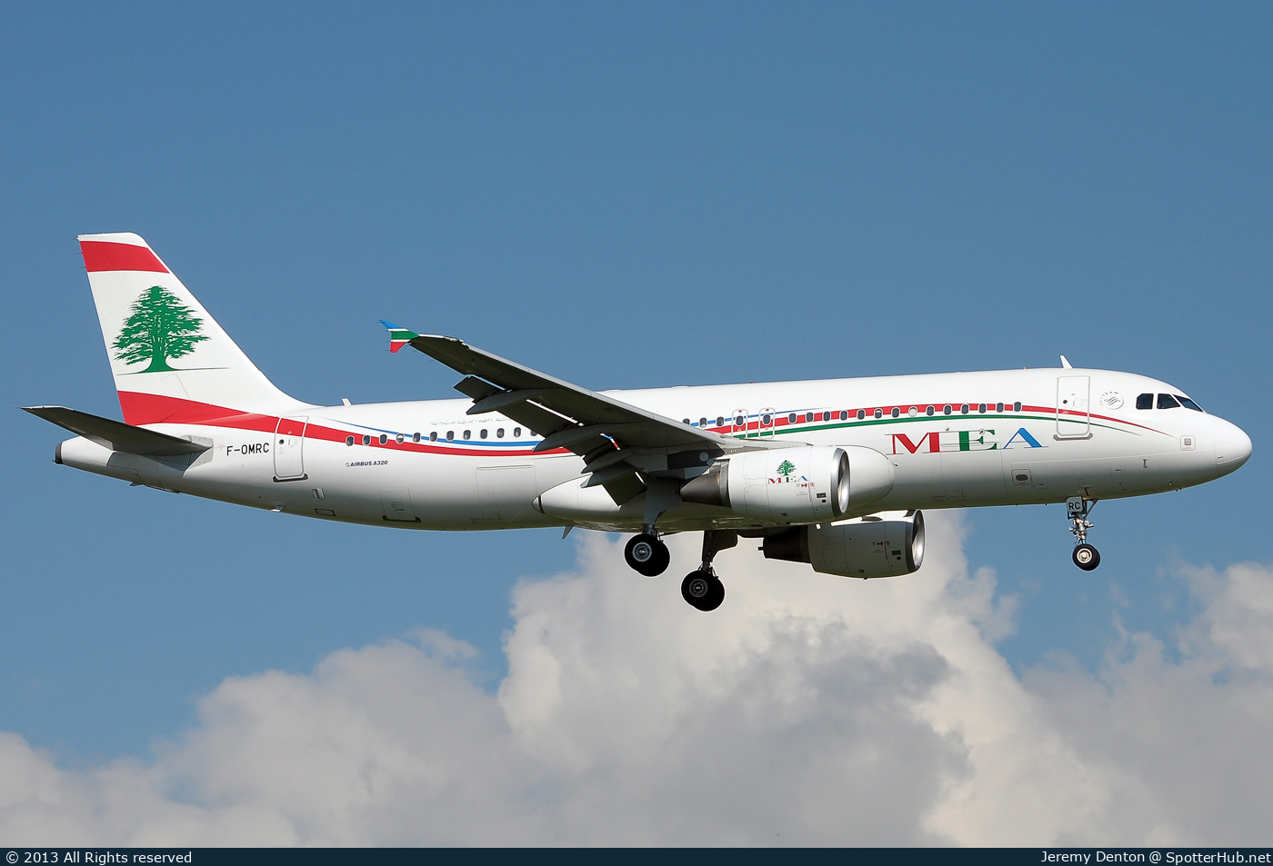 Photo of F-OMRC - Airbus A320-214 operated by MEA Middle East Airlines