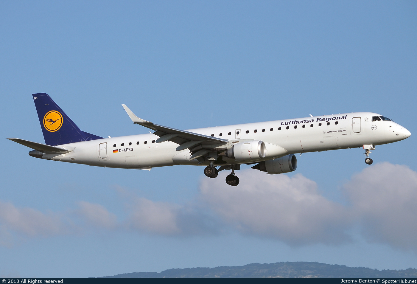 Photo of D-AEBG - Embraer ERJ-195LR operated by Lufthansa CityLine