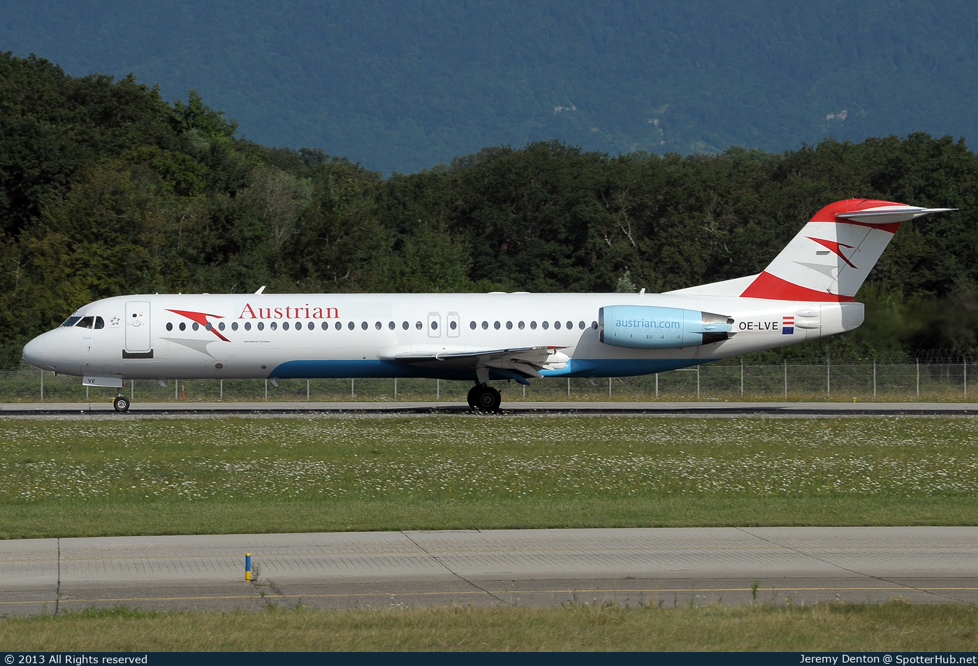 Photo of OE-LVE - Fokker 100 operated by Austrian Airlines