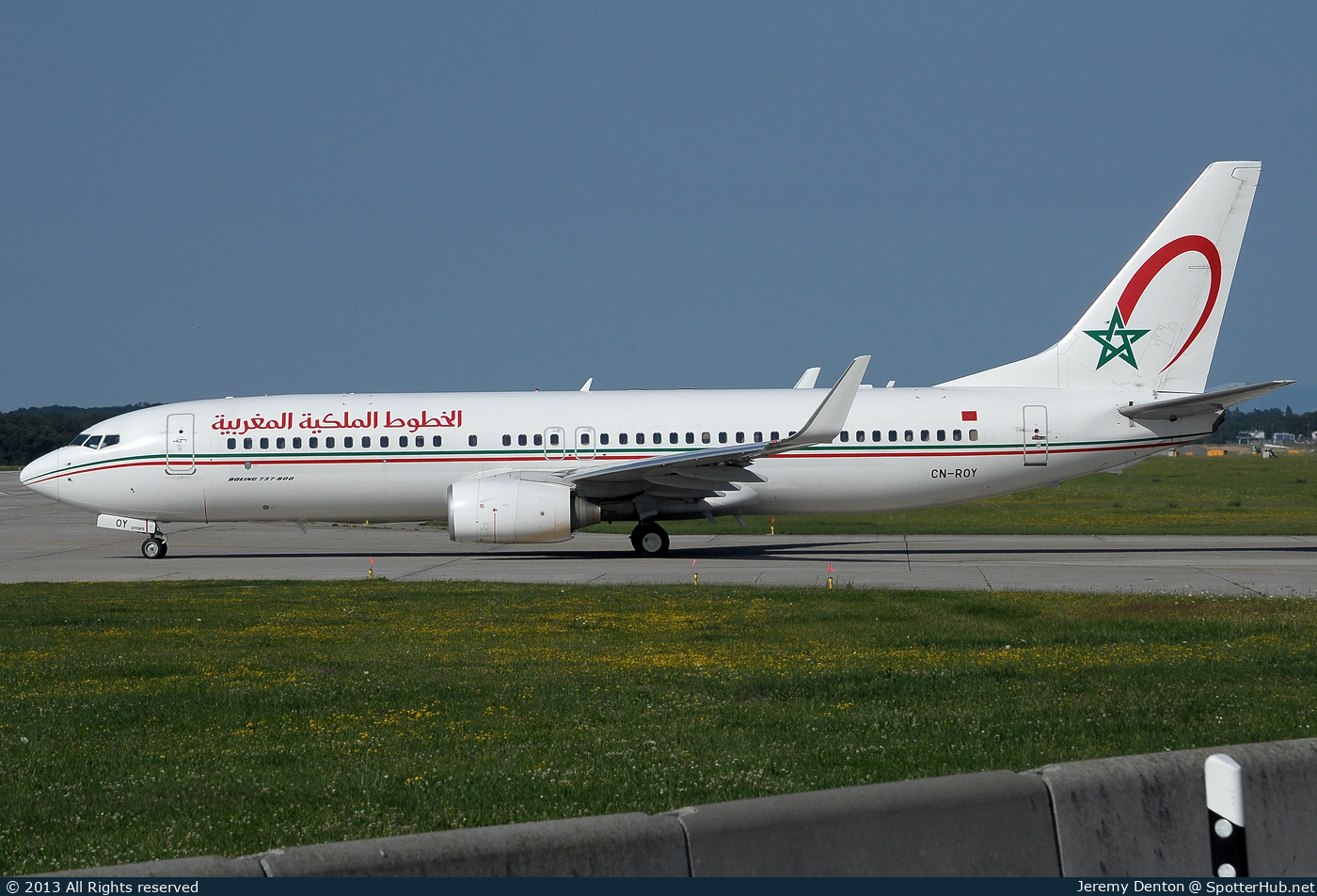 Photo of CN-ROY - Boeing 737-8B6 operated by Royal Air Maroc