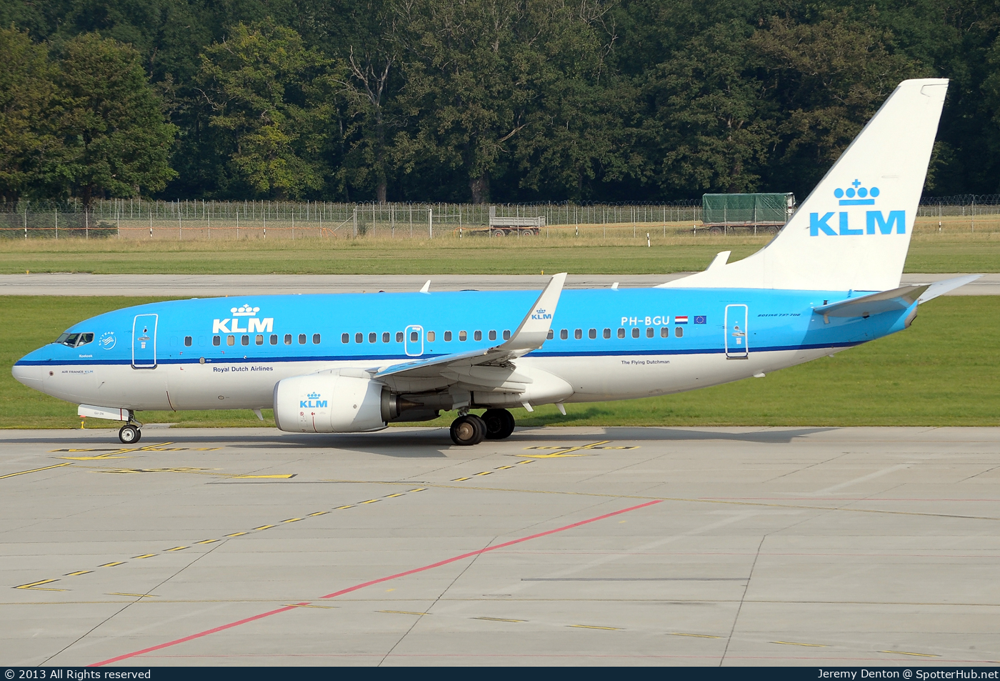 Photo of PH-BGU - Boeing 737-7K2 operated by KLM Royal Dutch Airlines