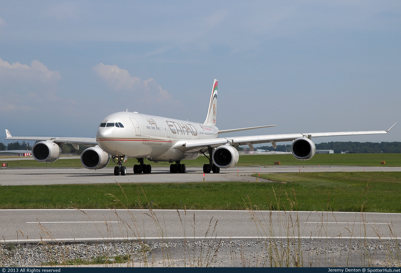 Photo of A6-EHC - Airbus A340-541 operated by Etihad Airways