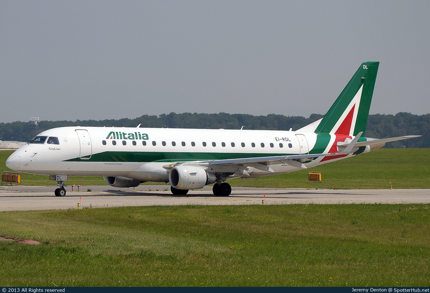 Photo of EI-RDL - Embraer ERJ-175STD operated by Alitalia CityLiner