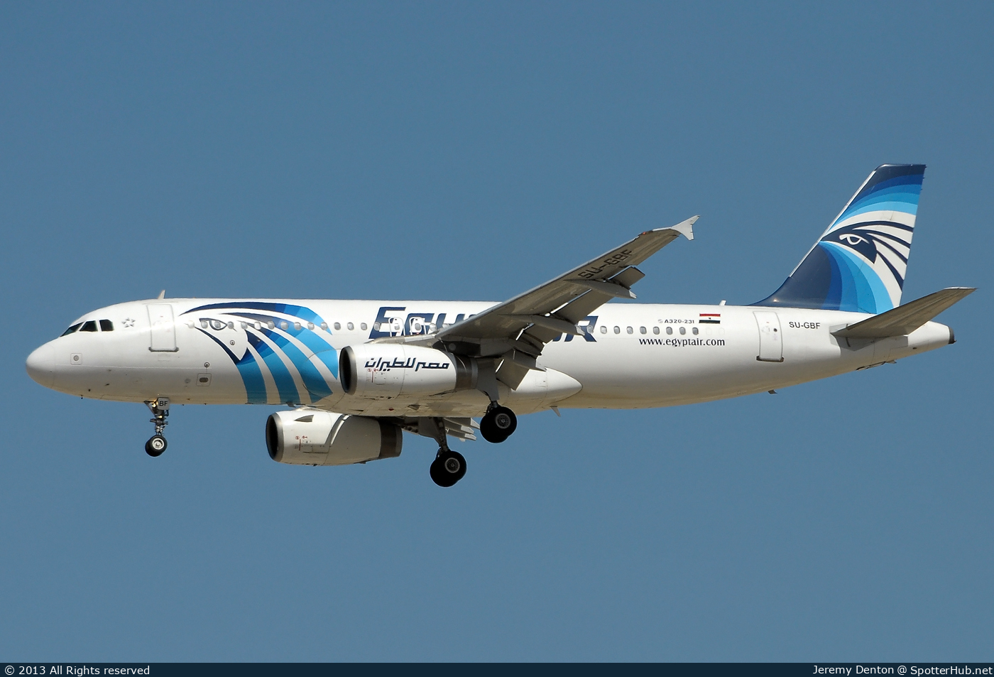 Photo of SU-GBF - Airbus A320-231 operated by Egyptair