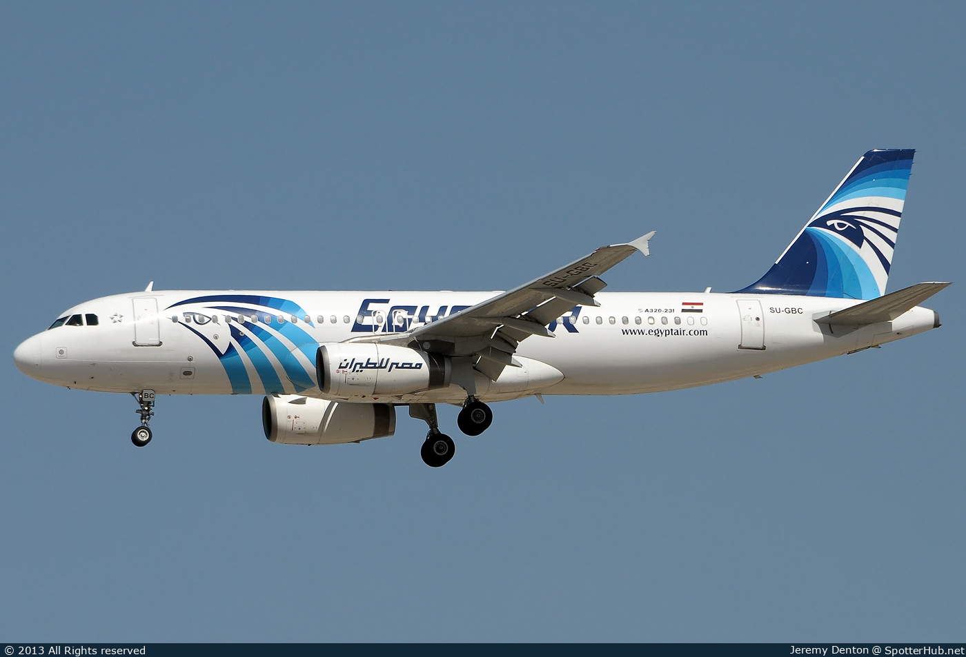 Photo of SU-GBC - Airbus A320-231 operated by Egyptair