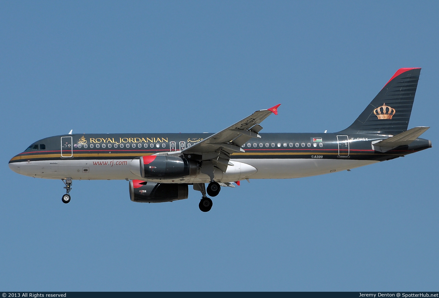 Photo of F-OHGX - Airbus A320-232 operated by Royal Jordanian Airlines