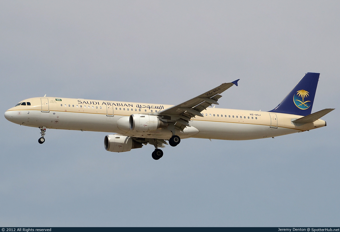 Photo of HZ-ASJ - Airbus A321-211 operated by Saudi Arabian Airlines