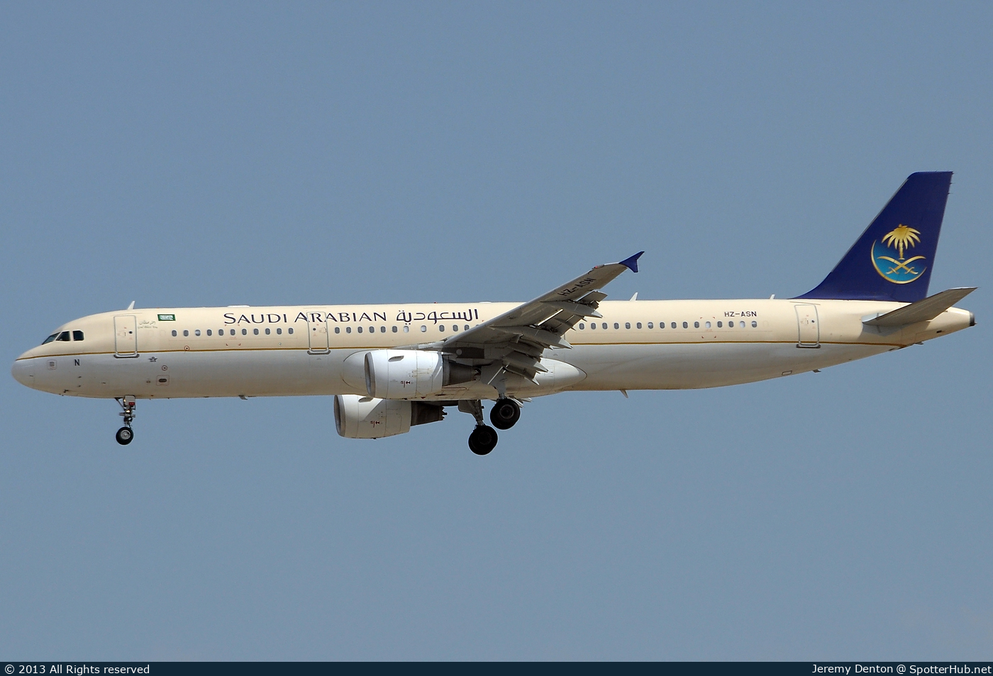 Photo of HZ-ASN - Airbus A321-211 operated by Saudi Arabian Airlines