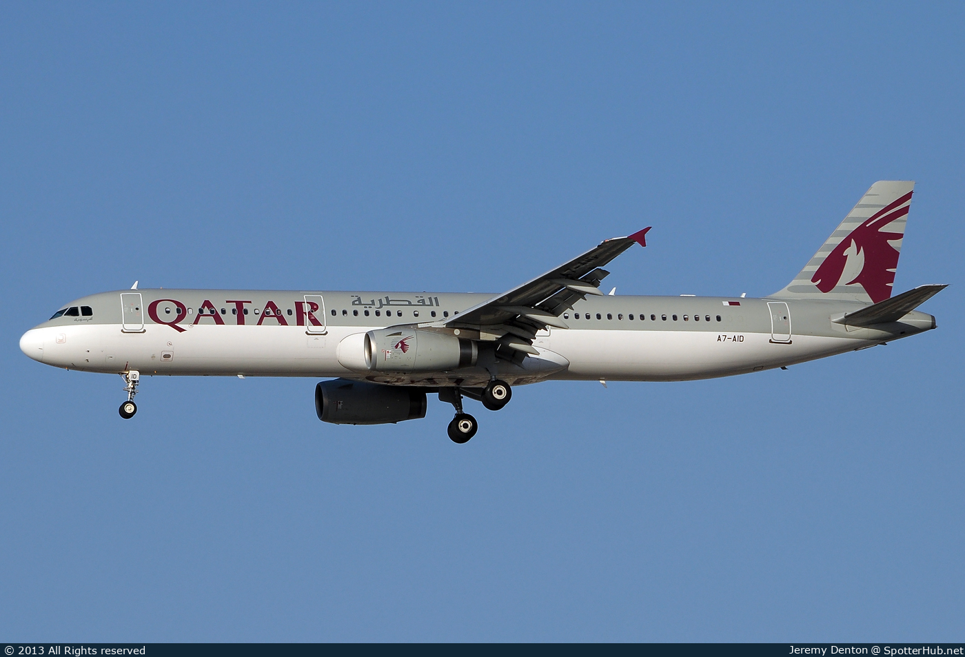 Photo of A7-AID - Airbus A321-231 operated by Qatar Airways
