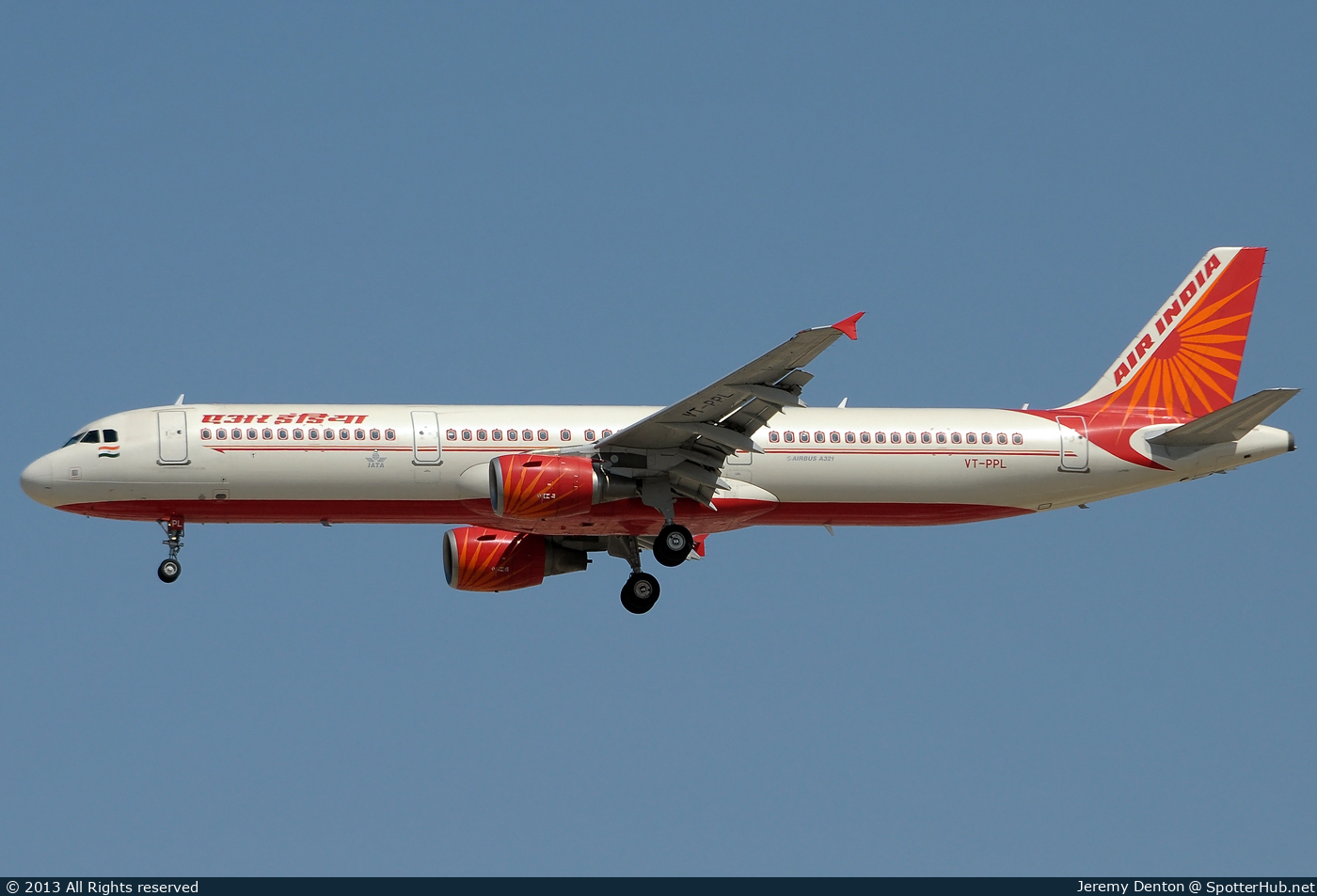 Photo of VT-PPL - Airbus A321-211 operated by Air India