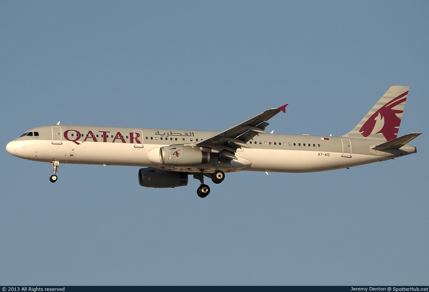 Photo of A7-AIC - Airbus A321-231 operated by Qatar Airways