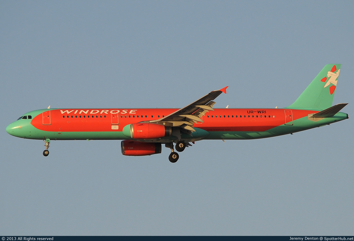 Photo of UR-WRI - Airbus A321-231 operated by Windrose Airlines